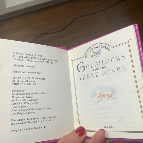 “My Fairy Tale Library” Eight Little Books in Slipcase - Picture 12 of 16